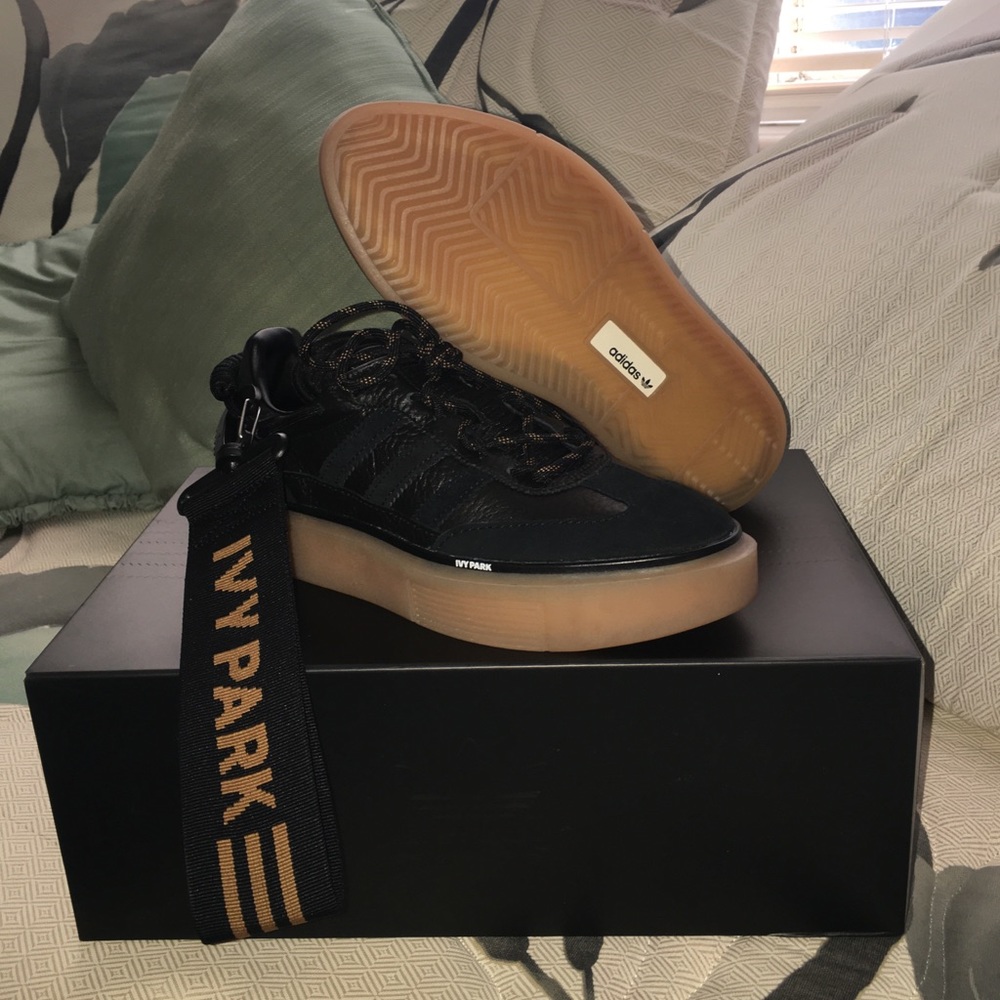 Ivy Park Supersleek